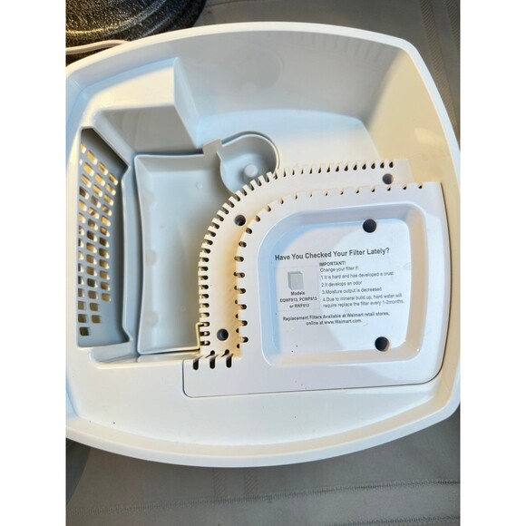 Equate Humidifier - Picture 8 of 11